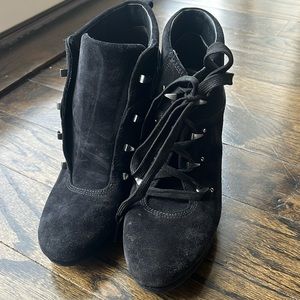 Via Spiga Wedges (Missing lace on right shoe)